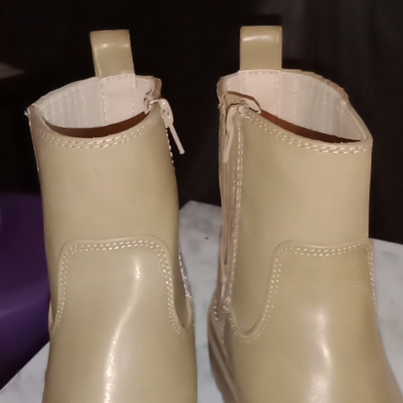 Fashion ankle boots 🥾😁 - Picture 7 of 8